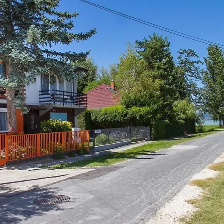 Hébergement de vacances In - Balaton 18050 Balatonberény