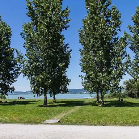 In - Balaton 18050 Дом отдыха