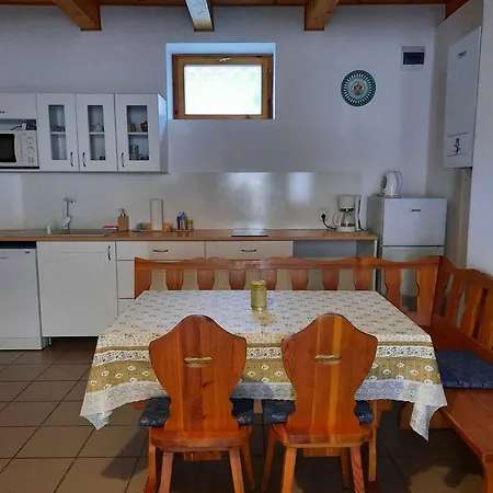 In - Balaton 18050 Balatonberény