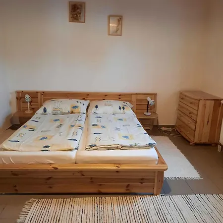 In - Balaton 18050 *