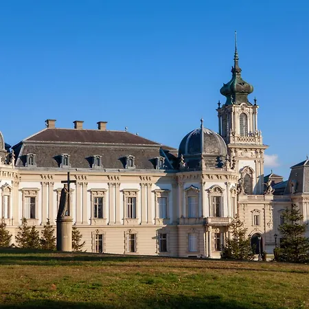 In - Balaton 18050 Ferienhaus *