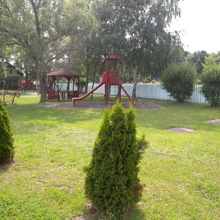 In Balatonbereny/balaton 18050 Holiday home