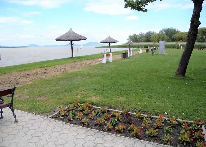 度假居 In - Balaton 18050 Balatonberény