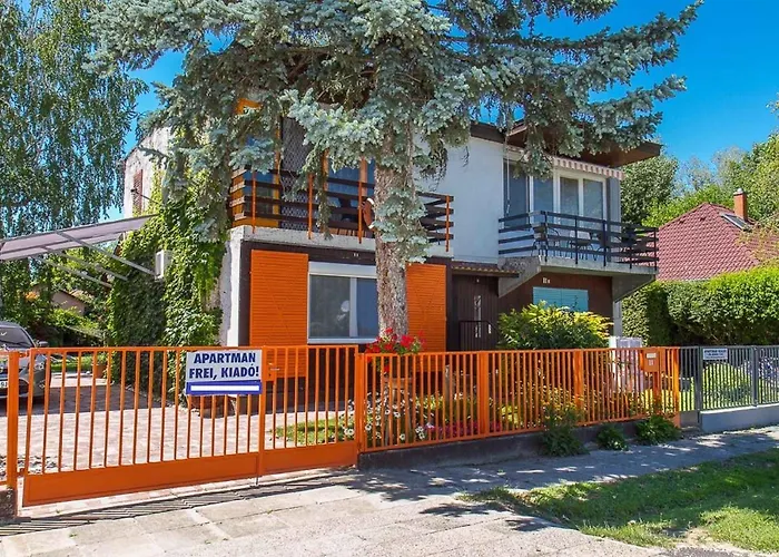 Ferienhaus In - Balaton 18050 *